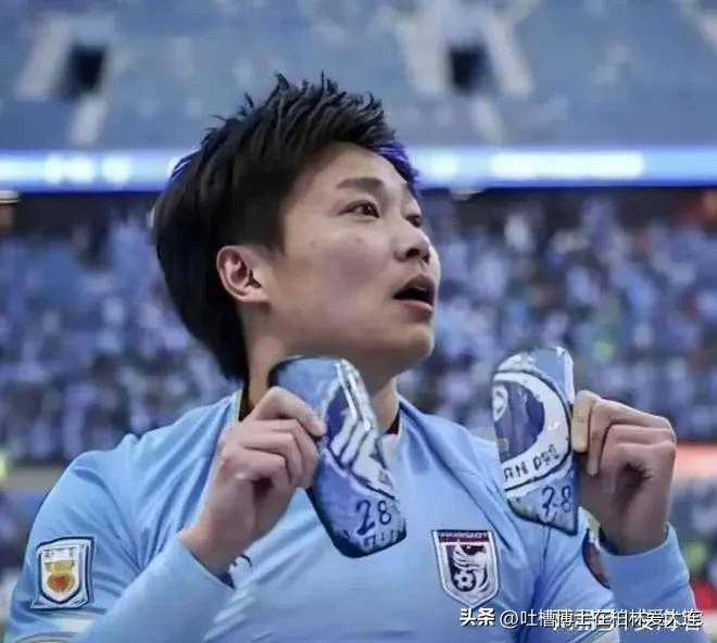 阿扎伦卡迎来七赛季高光表现,美国队球迷沸腾!
